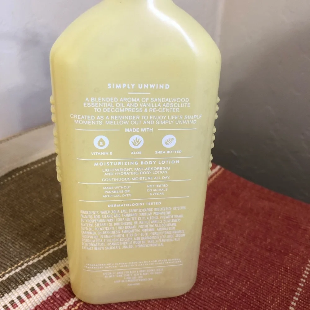 Bath & Body Works Guava Orange Sandalwood Vanilla Moisturizing Body Lotion 2
